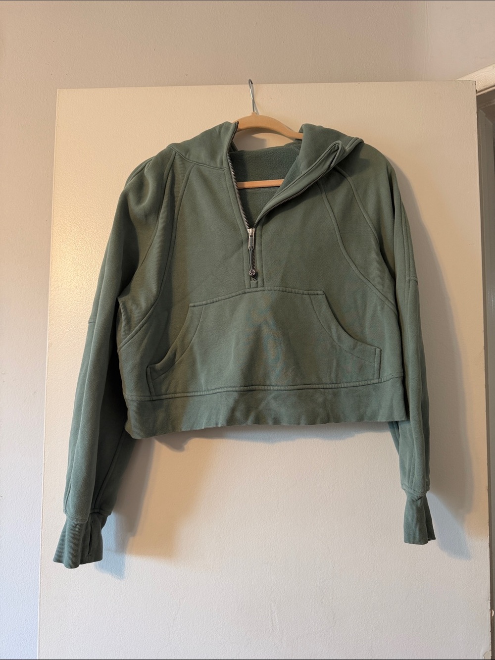 Oversized scuba crop